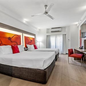 Standard Queen Room Two Queen Beds Harbour View